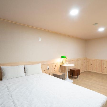 New Jeju Hotel Bagian luar foto