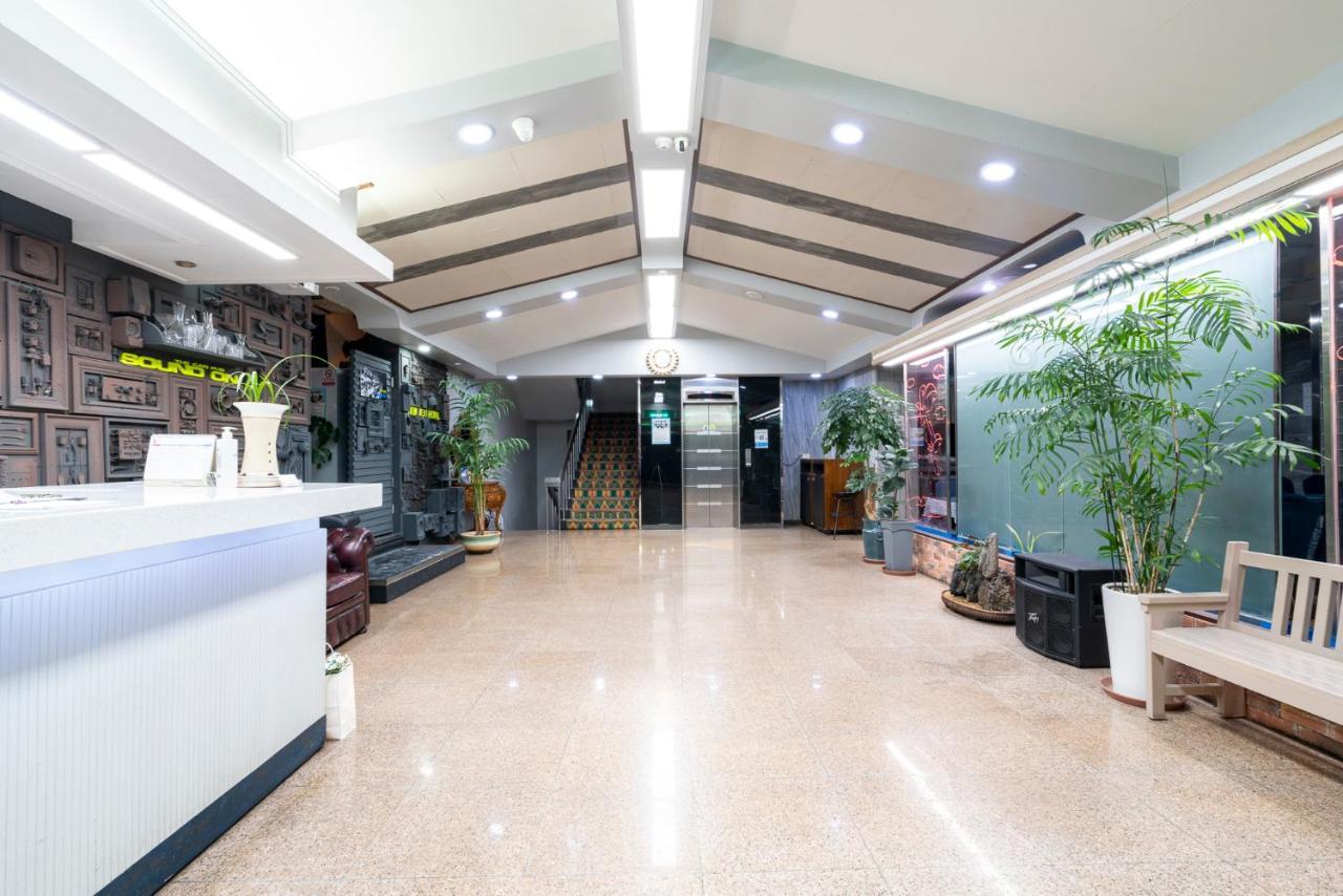 New Jeju Hotel Bagian luar foto