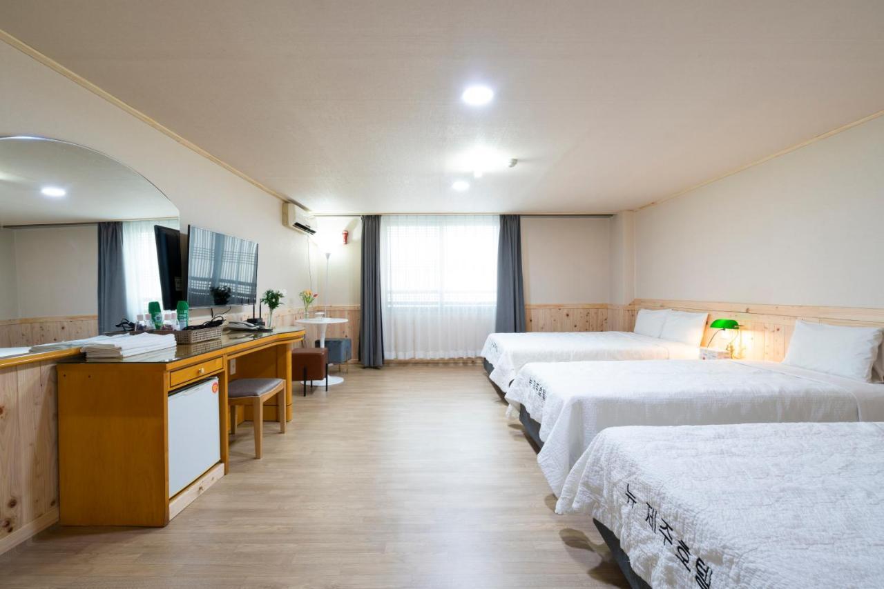 New Jeju Hotel Bagian luar foto
