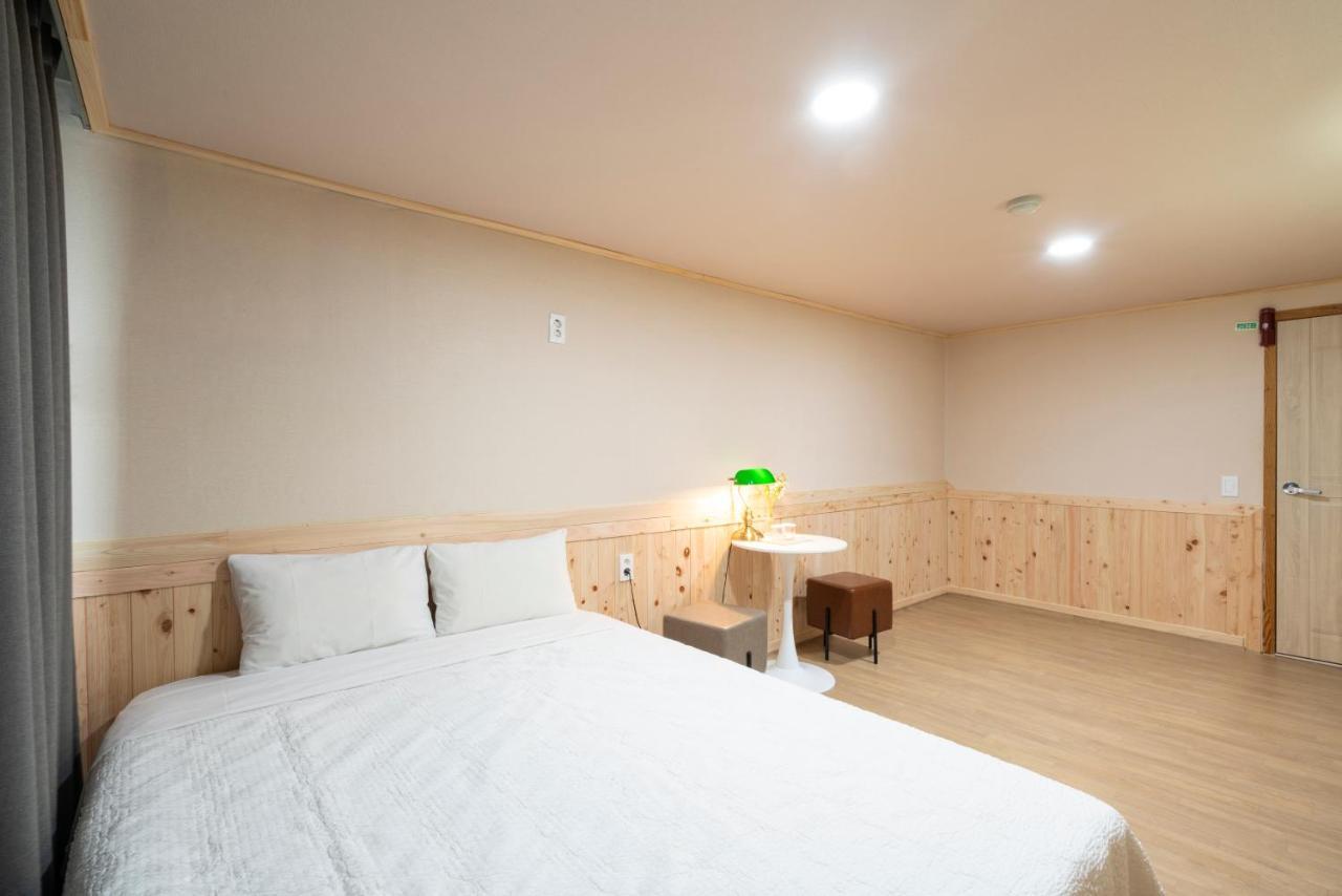 New Jeju Hotel Bagian luar foto