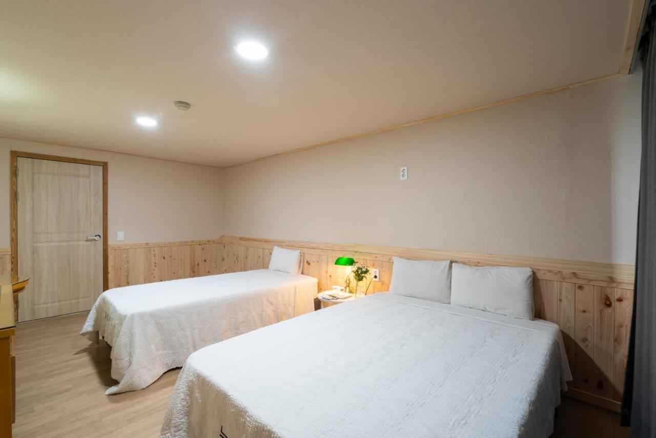 New Jeju Hotel Bagian luar foto